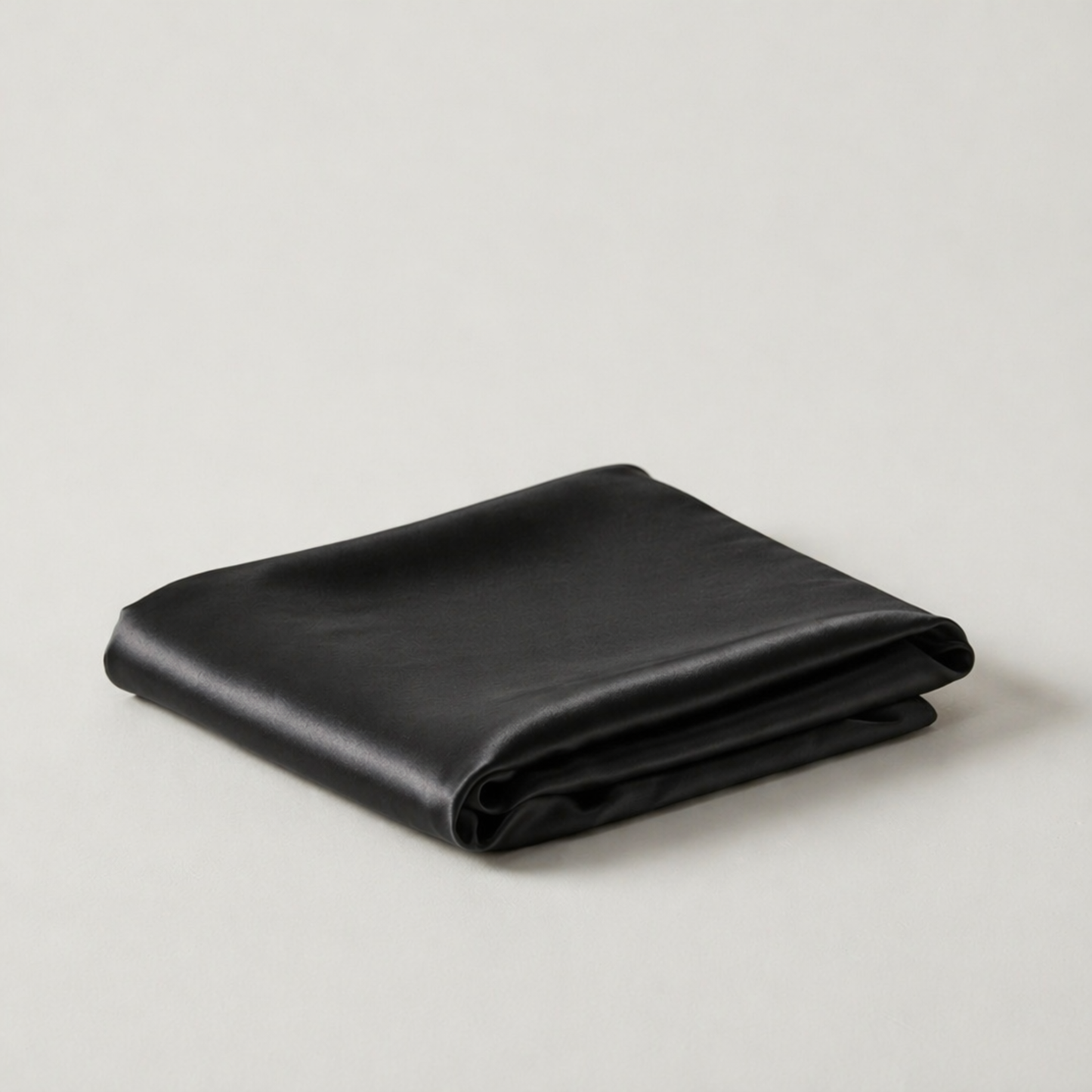 The Silk Signature Pillowcase - Black
