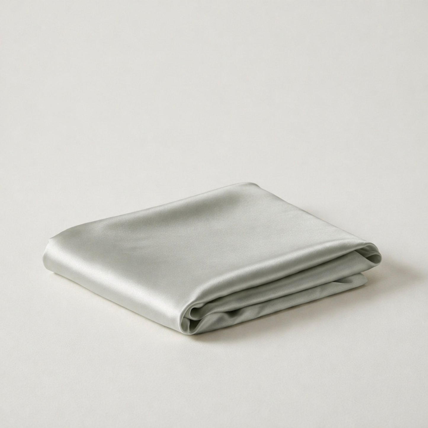 The Silk Signature Pillowcase - Sage Green